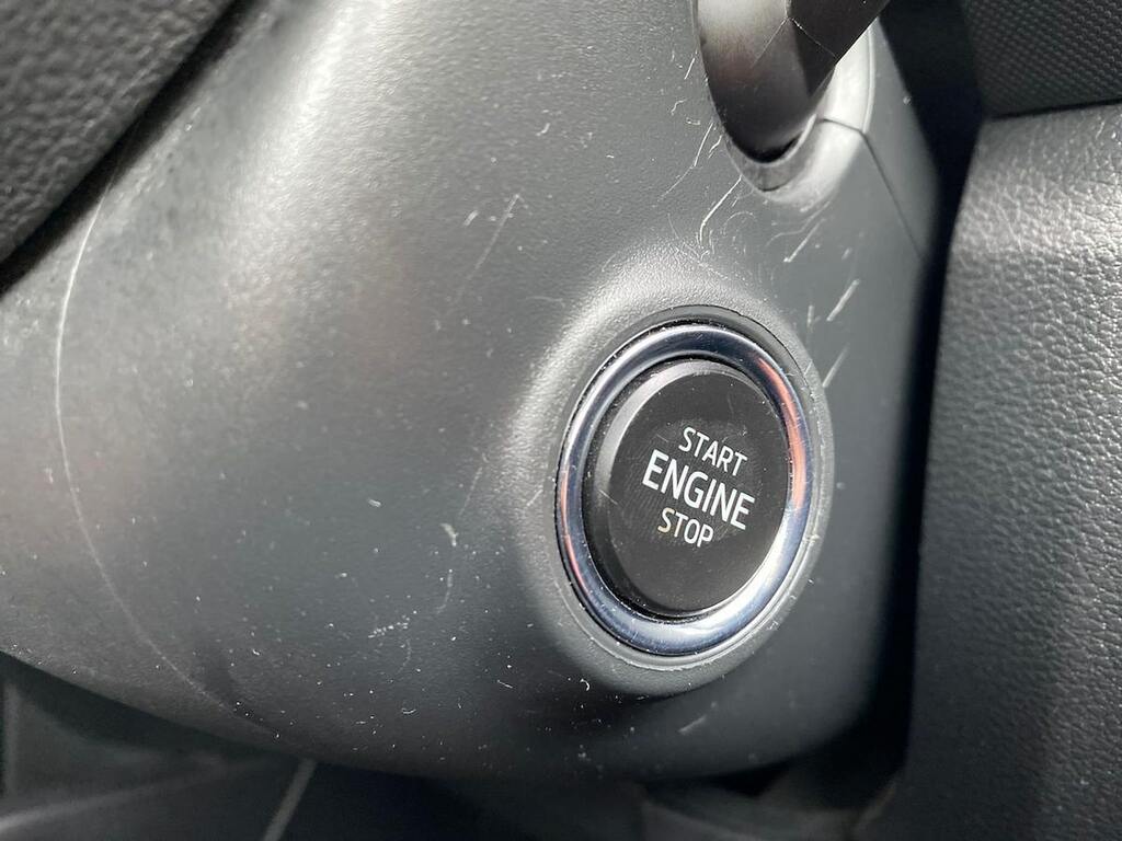 Skoda Fabia Hatchback 1.0 S 201515 Silver #43