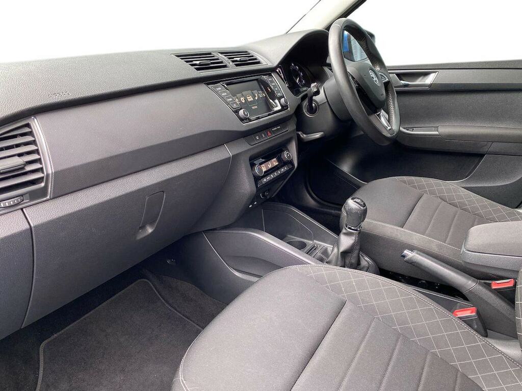 Skoda Fabia Hatchback 1.0 S 201515 Silver #7