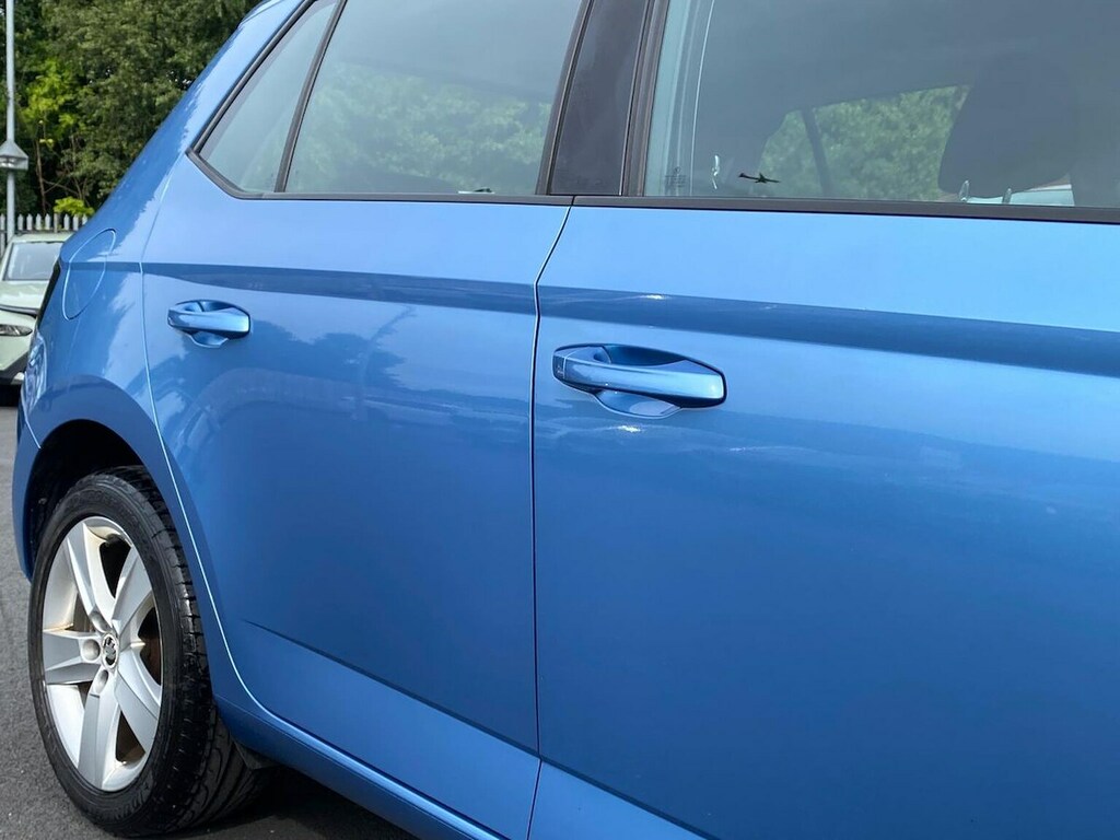 Skoda Fabia Hatchback 1.0 S 201515 Silver #37