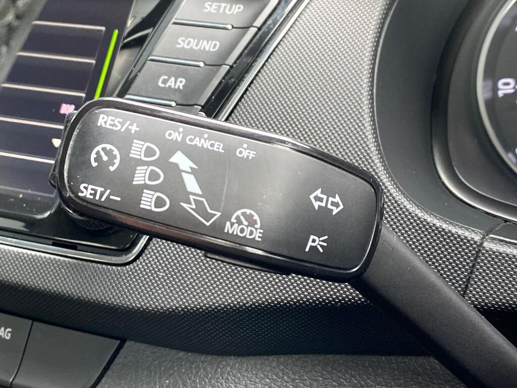 Skoda Fabia Hatchback 1.0 S 201515 Silver #29
