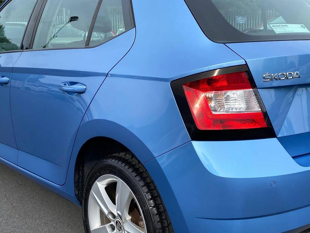 Skoda Fabia Hatchback 1.0 S 201515 Silver #36