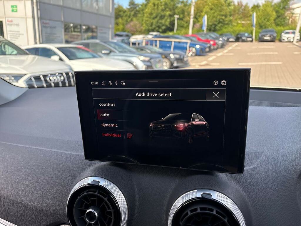 Audi Q2 35 Tfsi S Line S Tronic Grey #22