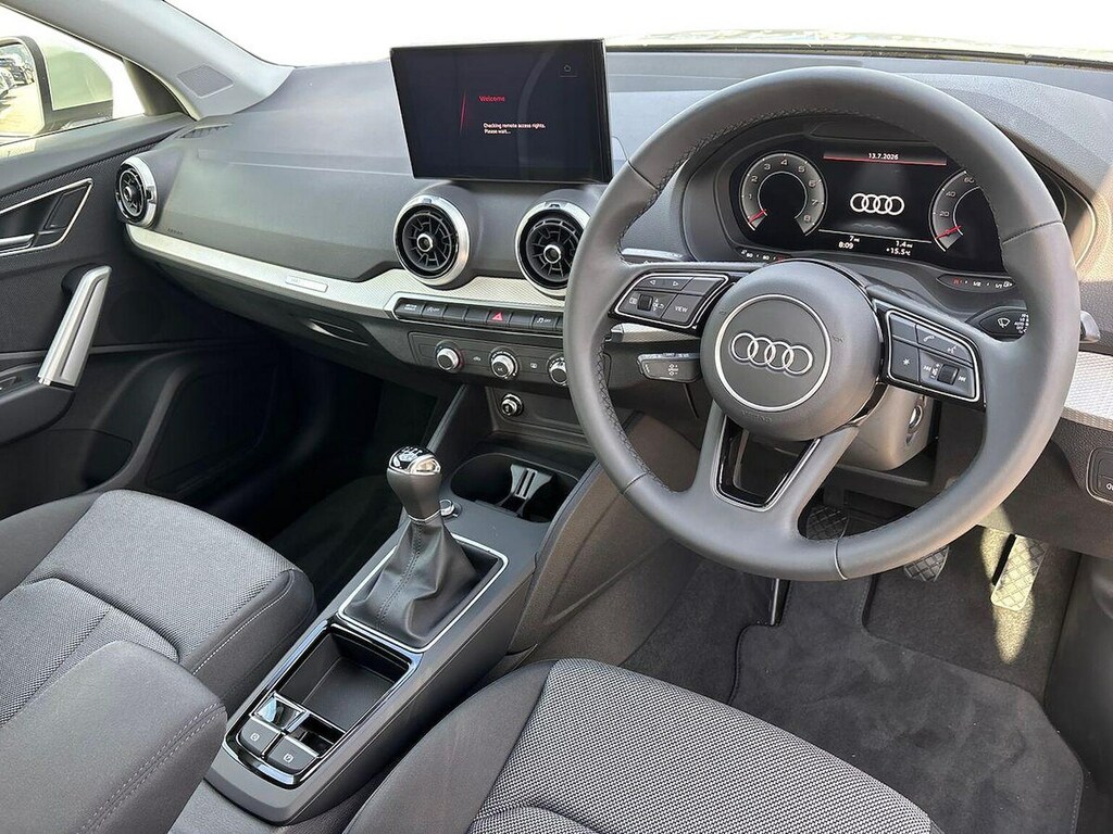 Audi Q2 35 Tfsi S Line S Tronic Grey #8