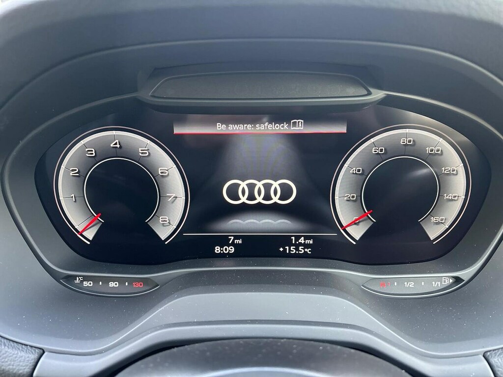 Audi Q2 35 Tfsi S Line S Tronic Grey #10