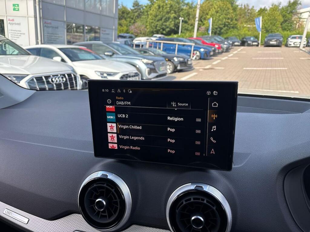 Audi Q2 35 Tfsi S Line S Tronic Grey #25