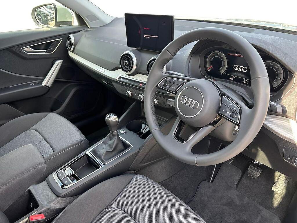 Audi Q2 35 Tfsi S Line S Tronic Grey #15