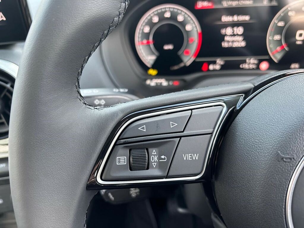 Audi Q2 35 Tfsi S Line S Tronic Grey #26