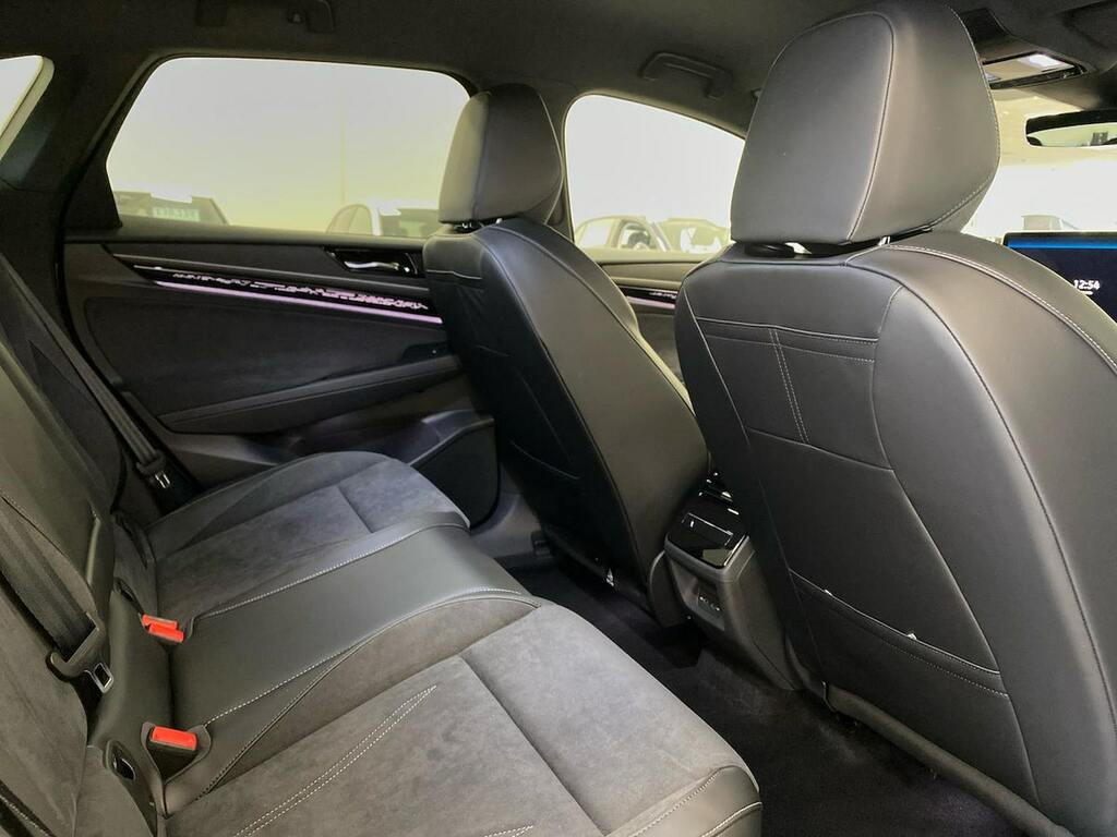 Volkswagen ID.7 Pro 77Kwh Match Plus Fastback  #37