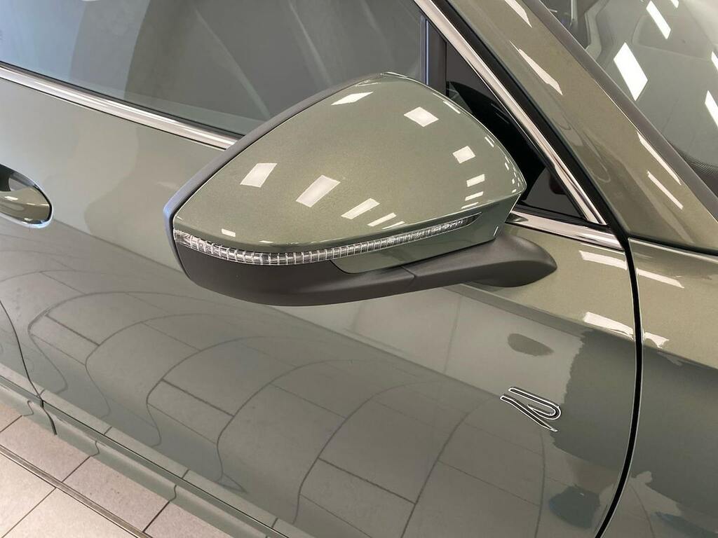 Volkswagen Tiguan Elegance Silver #37