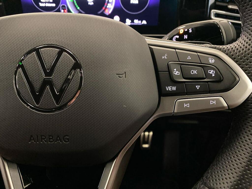 Volkswagen Tiguan Elegance Silver #25
