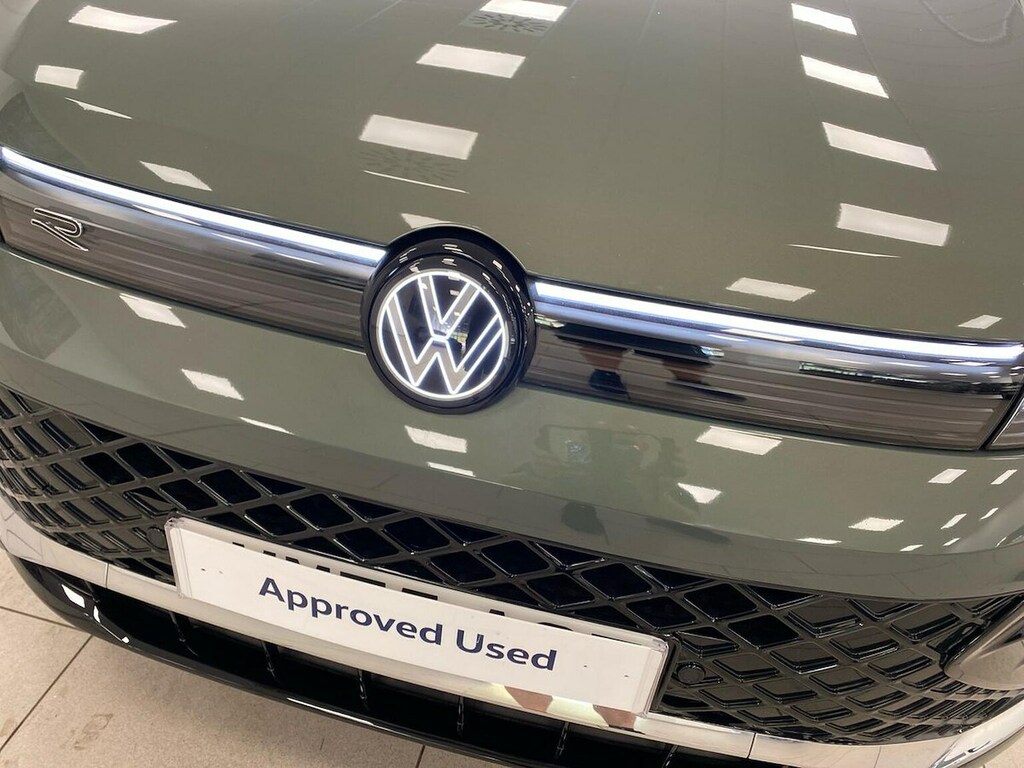 Volkswagen Tiguan Elegance Silver #32