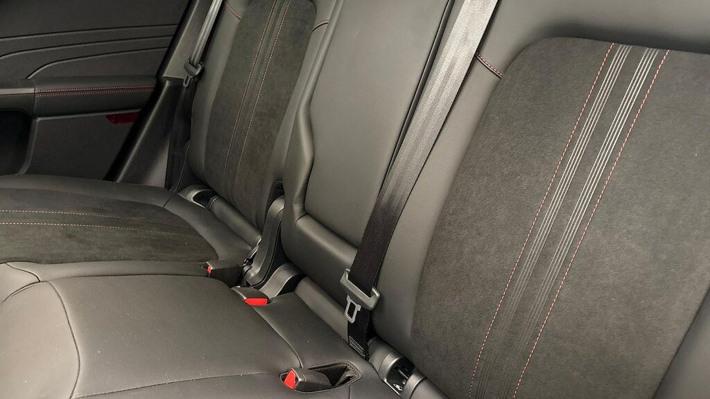 Ford Kuga 2.5 Fhev Active Cvt Black #17