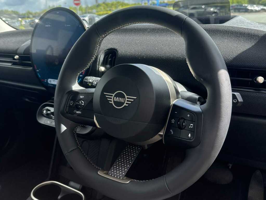 Mini Hatch 160Kw Se Sport Level 2 54Kwh Black #10