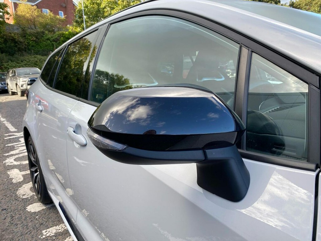 Toyota Corolla Design 1.8 Hb Black #30