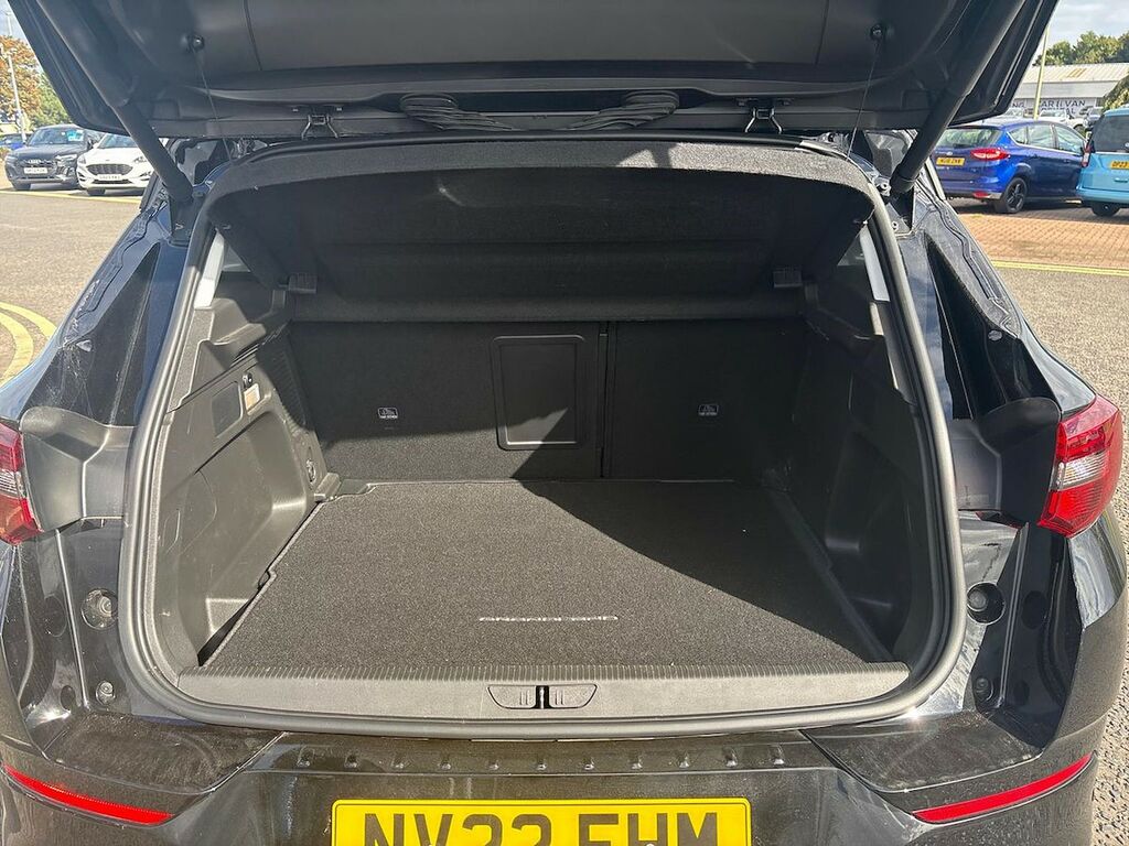 Vauxhall Grandland Turbo D Ultimate White #17