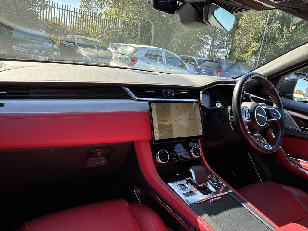 Jaguar F-Pace 5.0 V8 550 Svr Awd Black #7