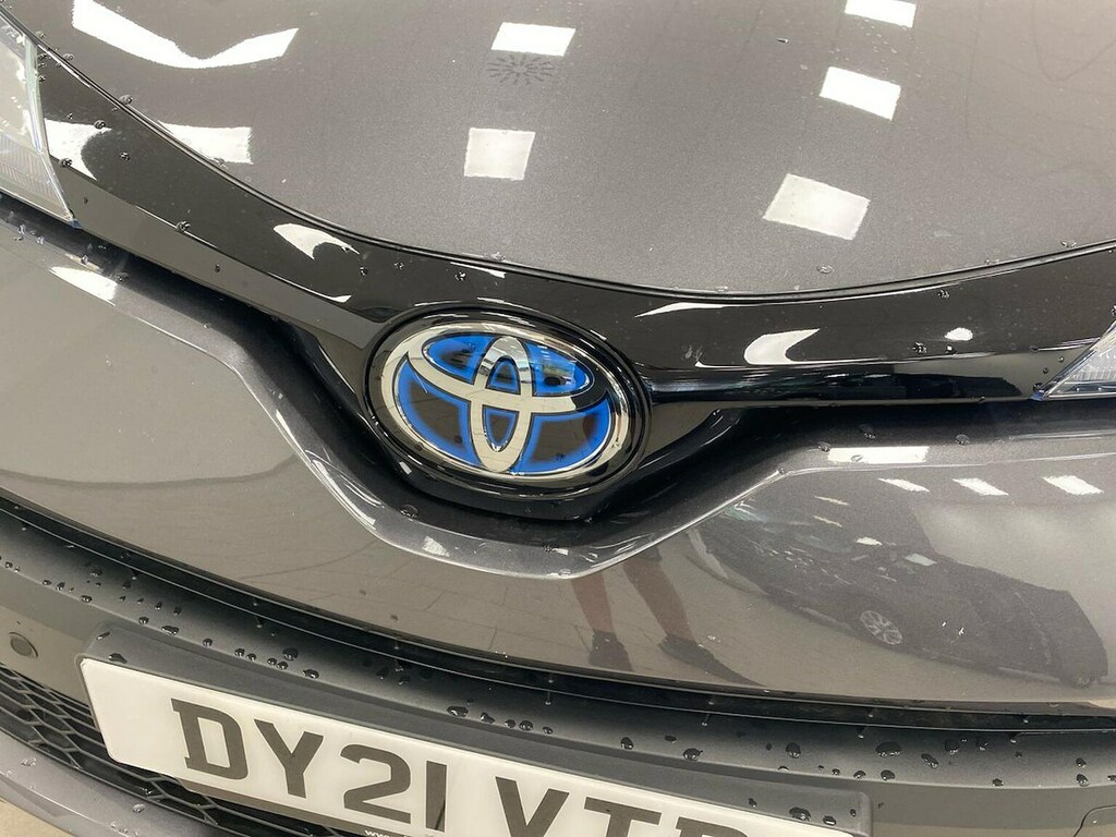 Toyota C-Hr Dynamic Grey #33