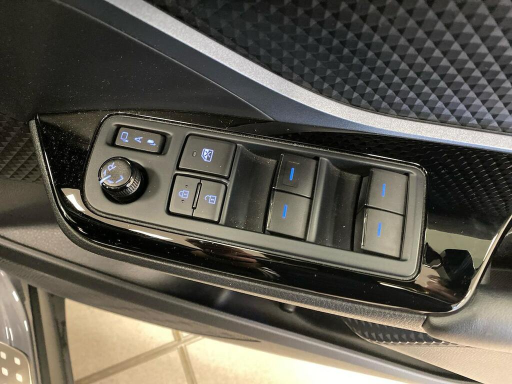 Toyota C-Hr Dynamic Grey #21