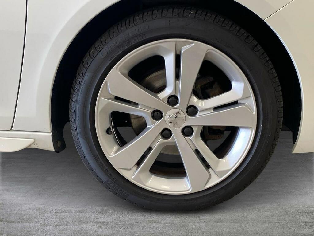 Peugeot 308 1.2 Puretech Gpf Gt Line Estate White #6