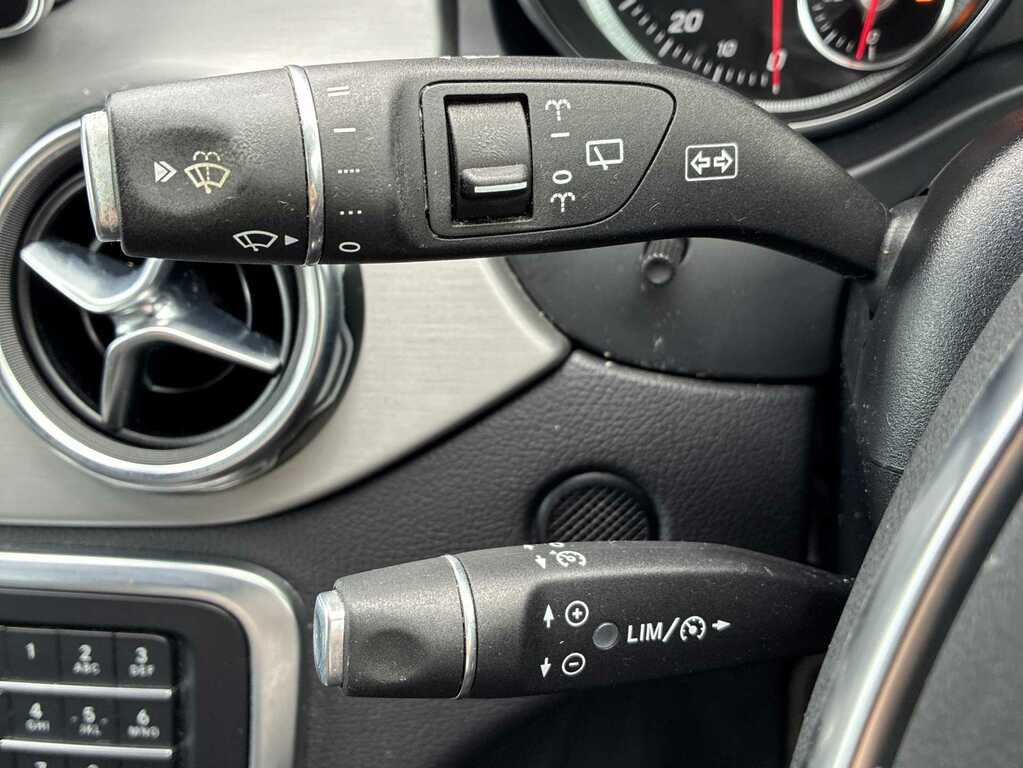 Mercedes-Benz GLA Class Amg Line White #27