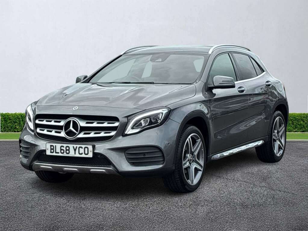 Mercedes-Benz GLA Class Amg Line White #20