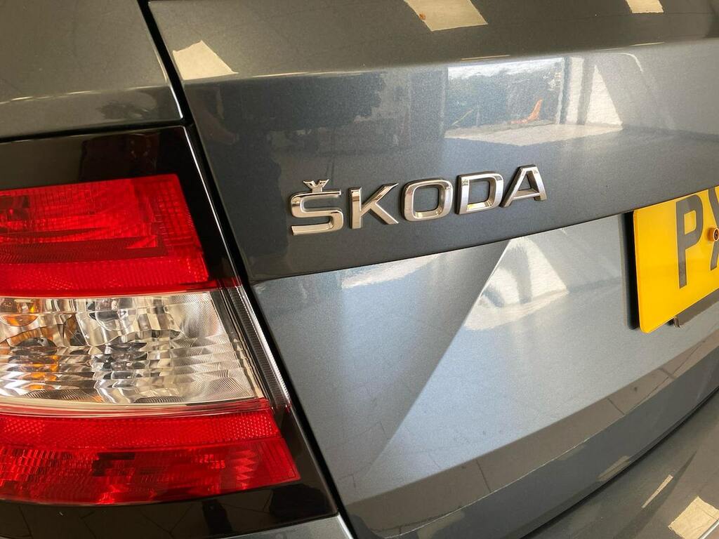 Skoda Fabia Hatch Se 1.0 Tsi 110 Ps Dsg Blue #35
