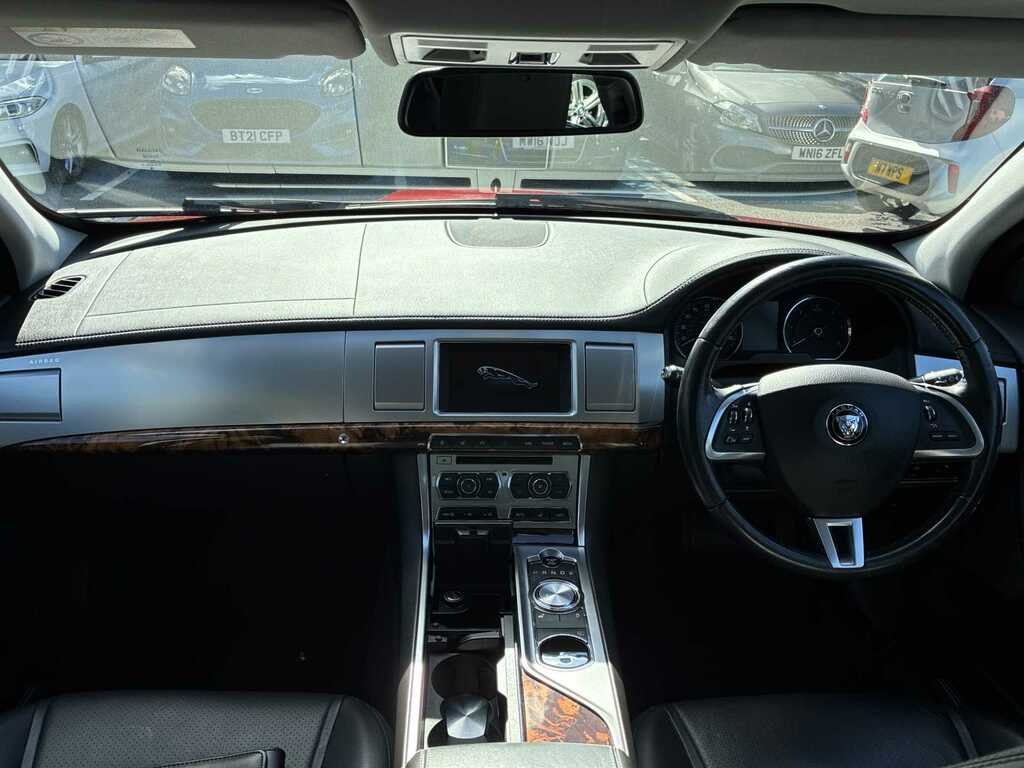 Jaguar XF D Premium Luxury Blue #8