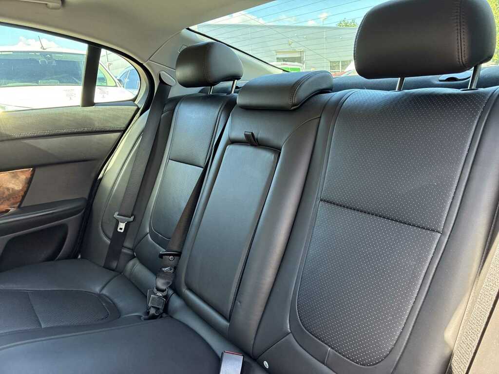 Jaguar XF D Premium Luxury Blue #15
