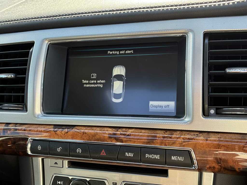 Jaguar XF D Premium Luxury Blue #21