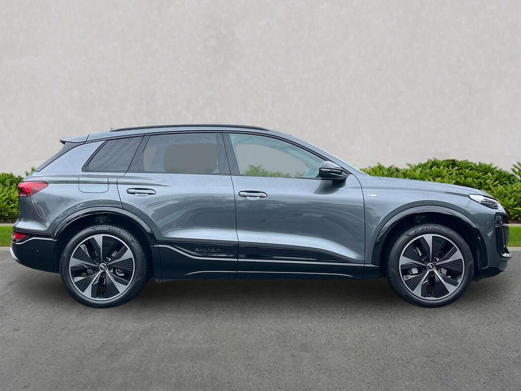 Audi Q6 E-Tron 100Kwh Performance Black Edition Suv #3