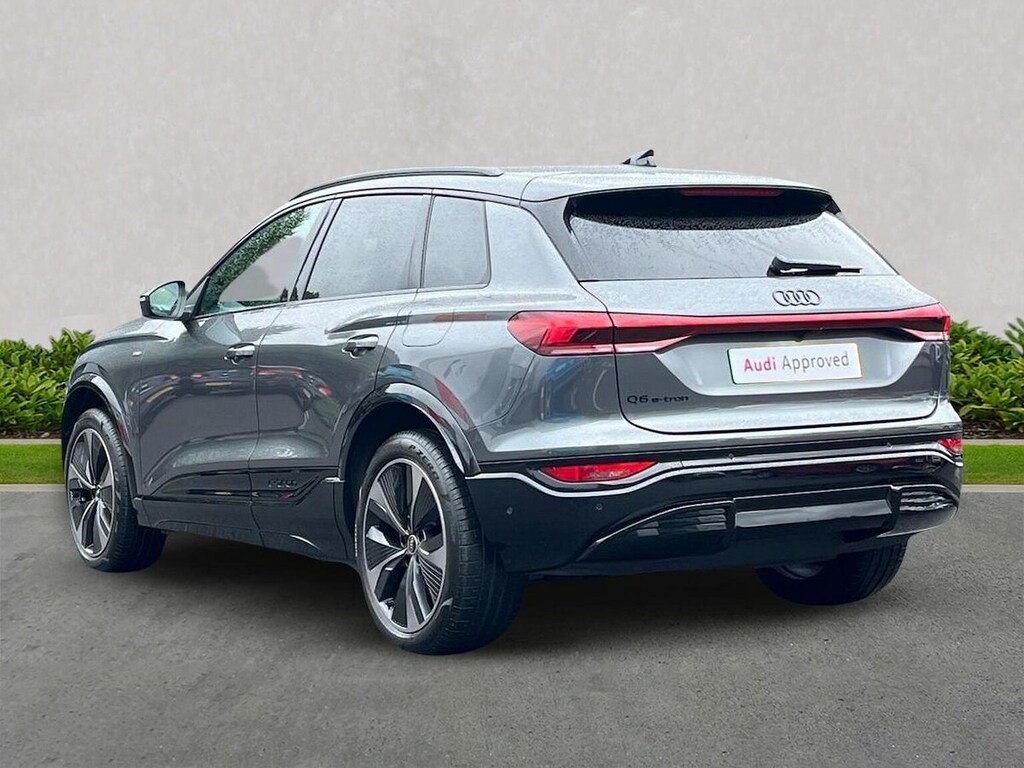 Audi Q6 E-Tron 100Kwh Performance Black Edition Suv #2