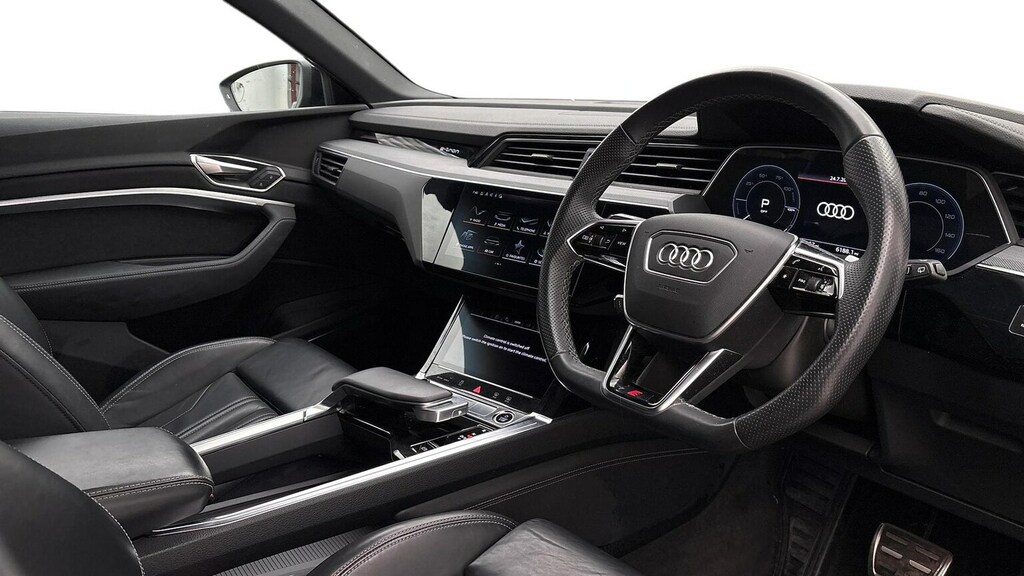 Audi Q8 e tron 250Kw 50 Quattro 95Kwh Black Ed Tech 22Kw #6