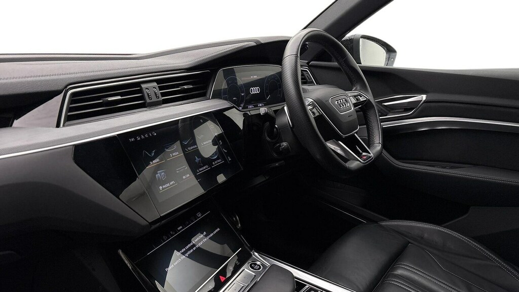 Audi Q8 e tron 250Kw 50 Quattro 95Kwh Black Ed Tech 22Kw #5