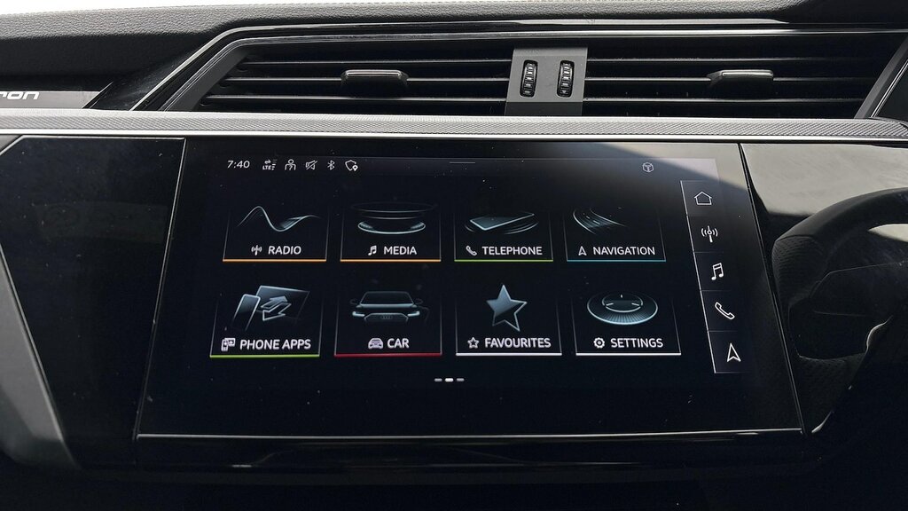 Audi Q8 e tron 300Kw 55 Quattro 114Kwh Launch Edition #8