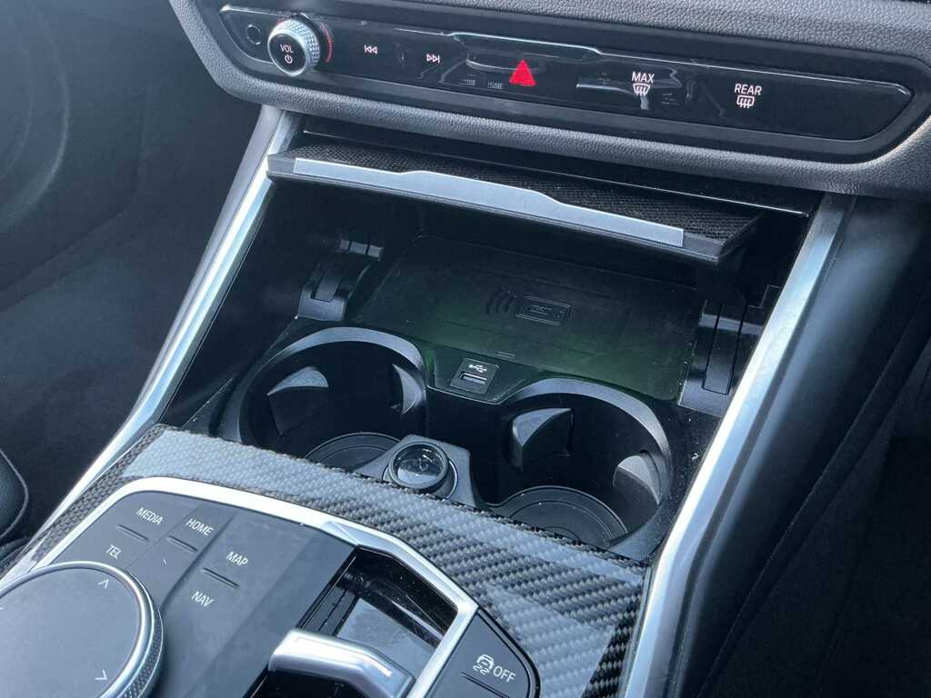 BMW 3 Series Saloon Blue #30