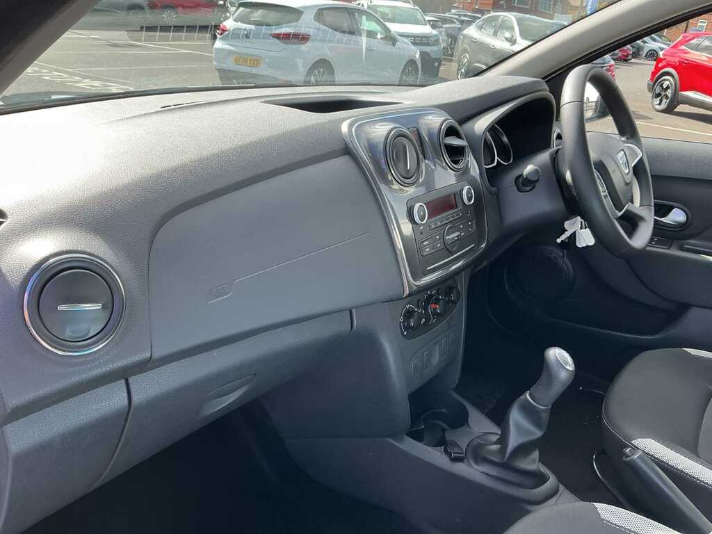 Dacia Sandero Stepway 0.9 Tce Essential Euro 6 Ss White #7