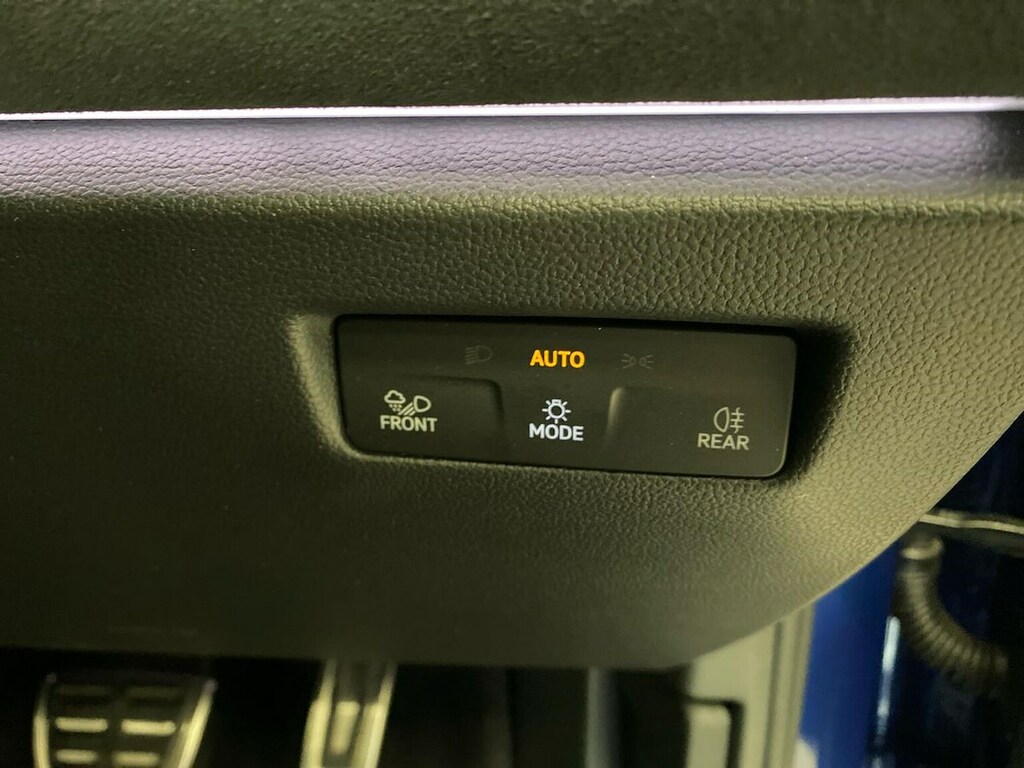 Volkswagen Passat 1.5 Tsi Ehybrid Elegance Dsg Black #22