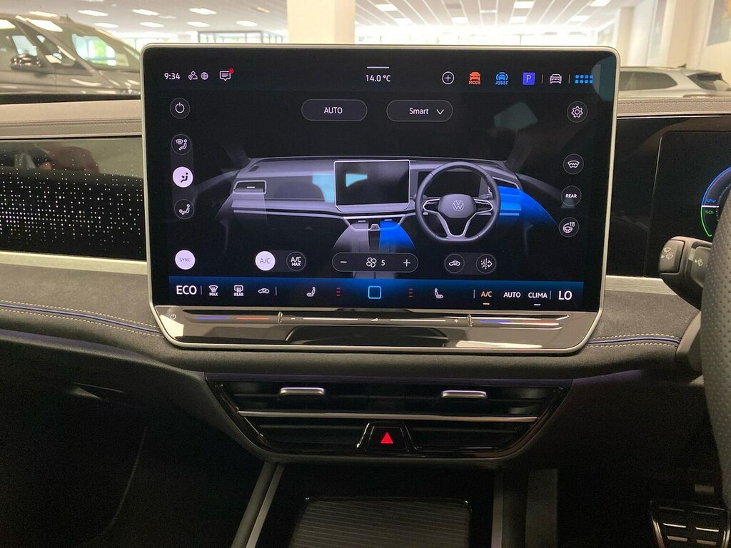 Volkswagen Passat 1.5 Tsi Ehybrid Elegance Dsg Black #12