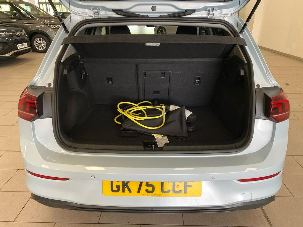 Volkswagen e-Golf 1.5 Tsi Ehybrid 19.7Kwh Style Hatchback Black #16