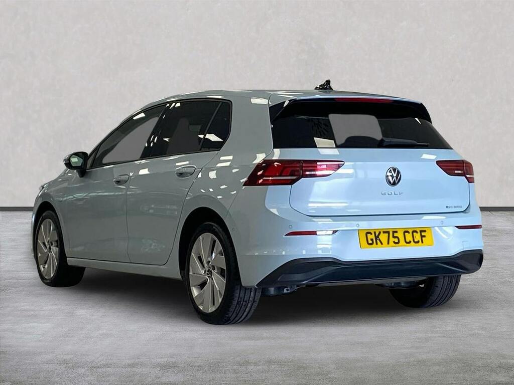 Volkswagen e-Golf 1.5 Tsi Ehybrid 19.7Kwh Style Hatchback Black #2