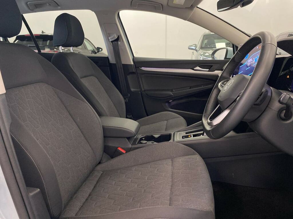 Volkswagen e-Golf 1.5 Tsi Ehybrid 19.7Kwh Style Hatchback Black #30