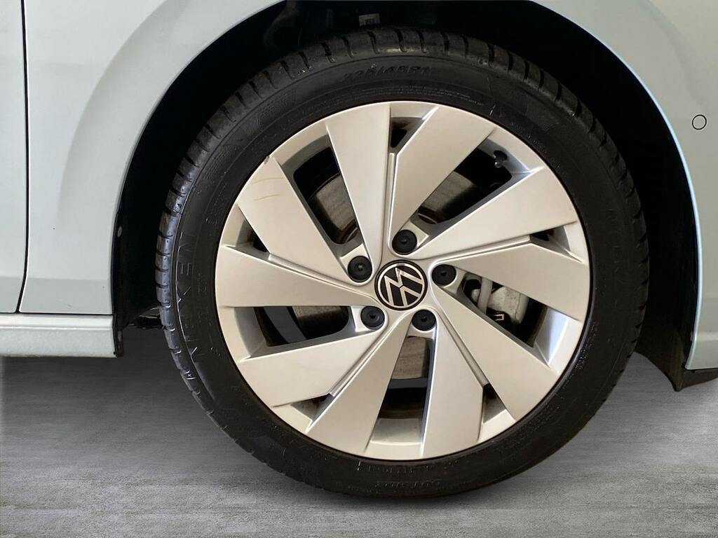 Volkswagen e-Golf 1.5 Tsi Ehybrid 19.7Kwh Style Hatchback Black #6