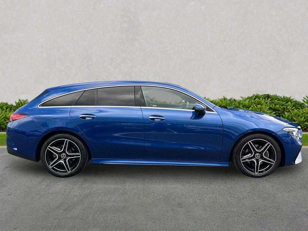 Mercedes-Benz CLA Class Cla 180 Amg Line Executive Tip #3