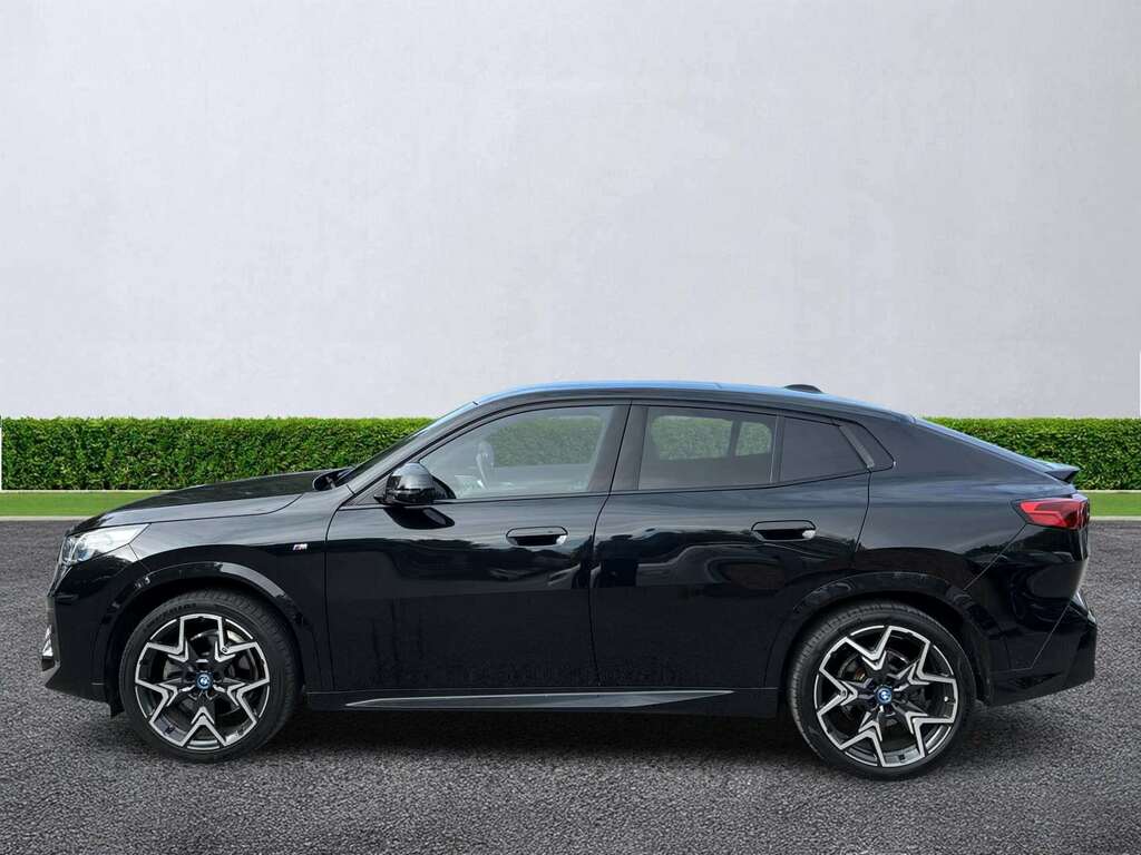 BMW iX2 150Kw Edrive20 M Sport 65Kwh Tech Red #17