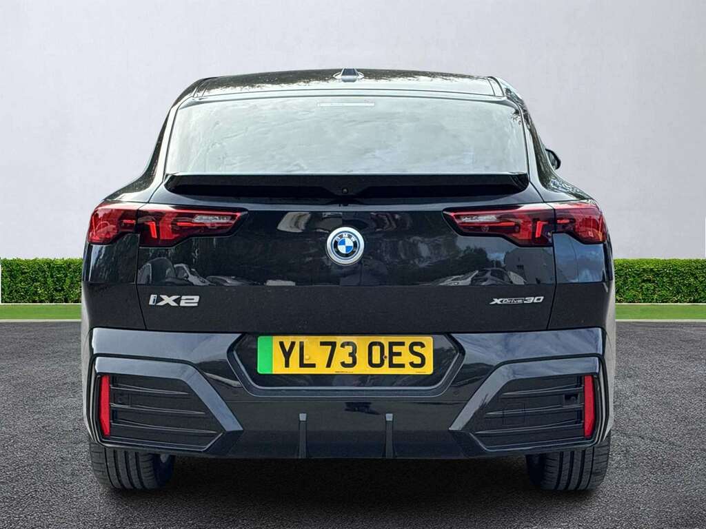 BMW iX2 150Kw Edrive20 M Sport 65Kwh Tech Red #4