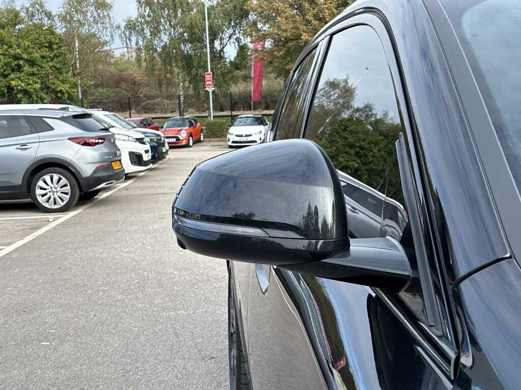 BMW iX2 150Kw Edrive20 M Sport 65Kwh Tech Red #29