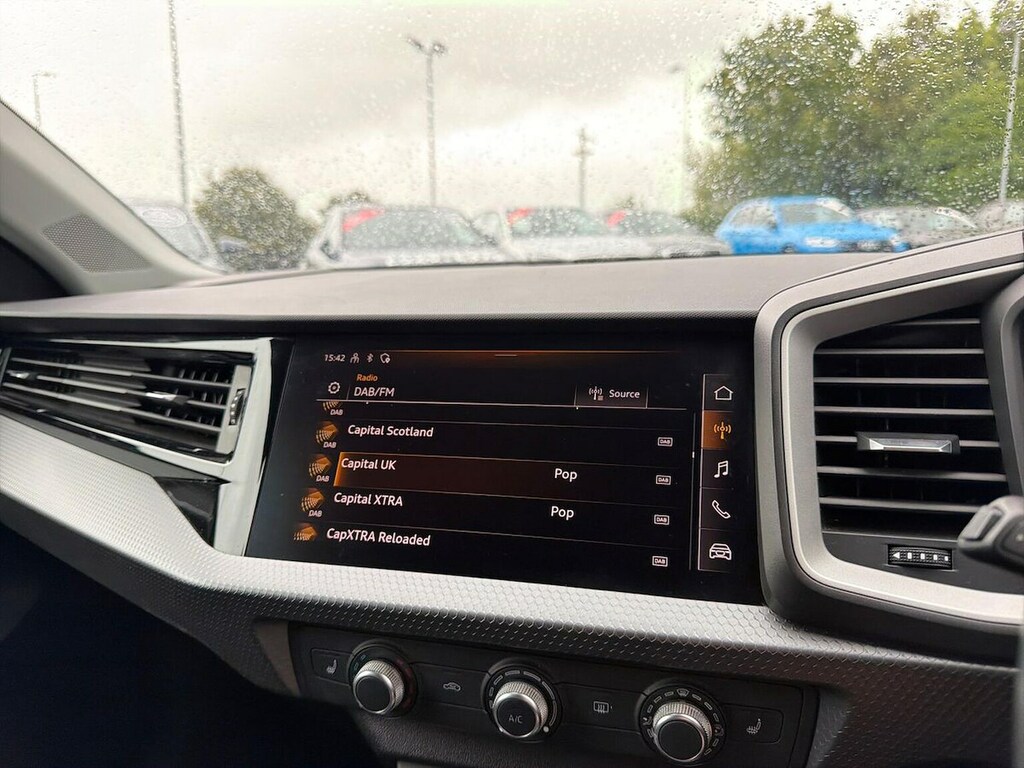 Audi A1 1.0 Tfsi 25 Technik Sportback Eu White #11