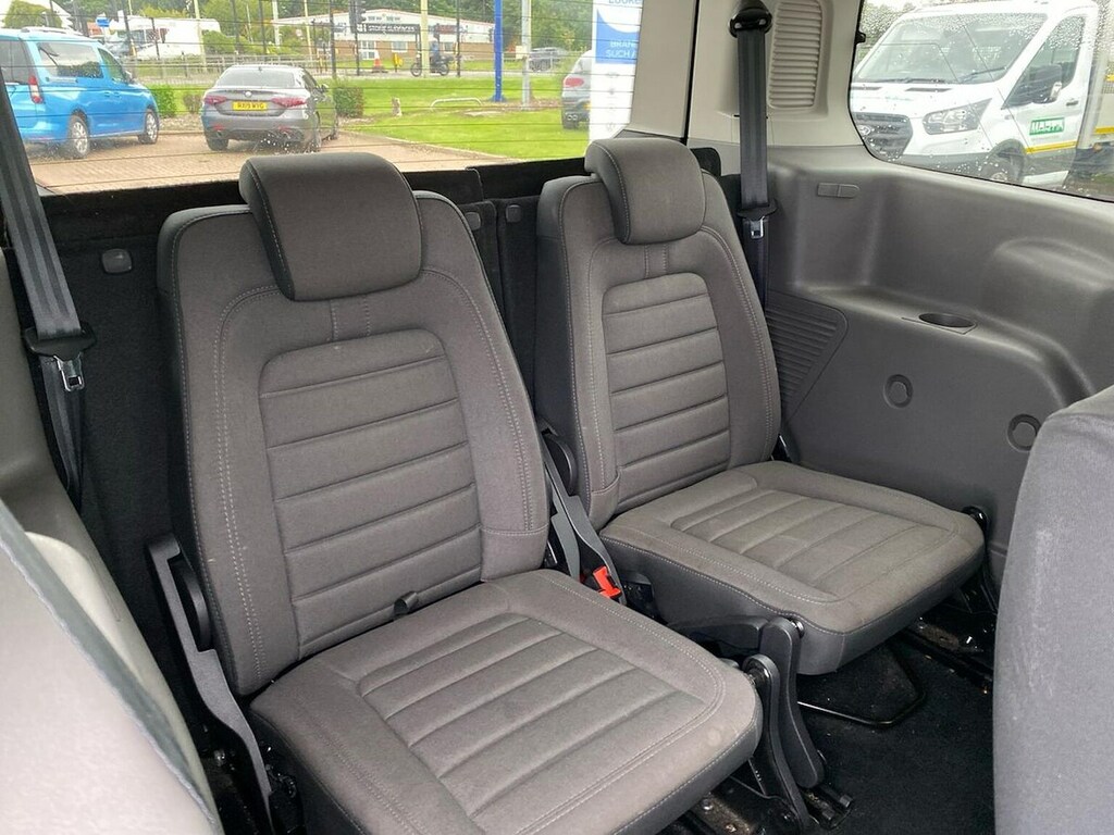 Ford Grand Tourneo Connect 1.5 Ecoblue 120 Active Powershift White #23