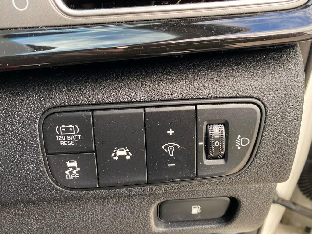 Kia Niro 1.6 Gdi Hybrid 4 Dct White #21