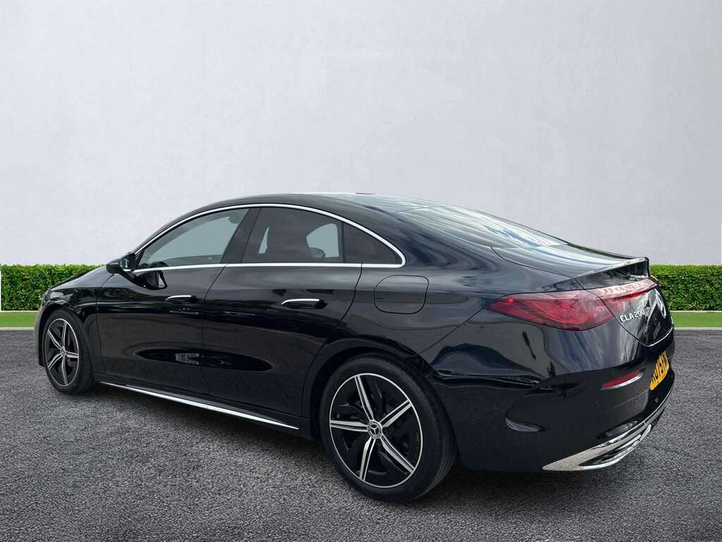 Mercedes-Benz CLA Class Cla 200 Amg Line Executive #2